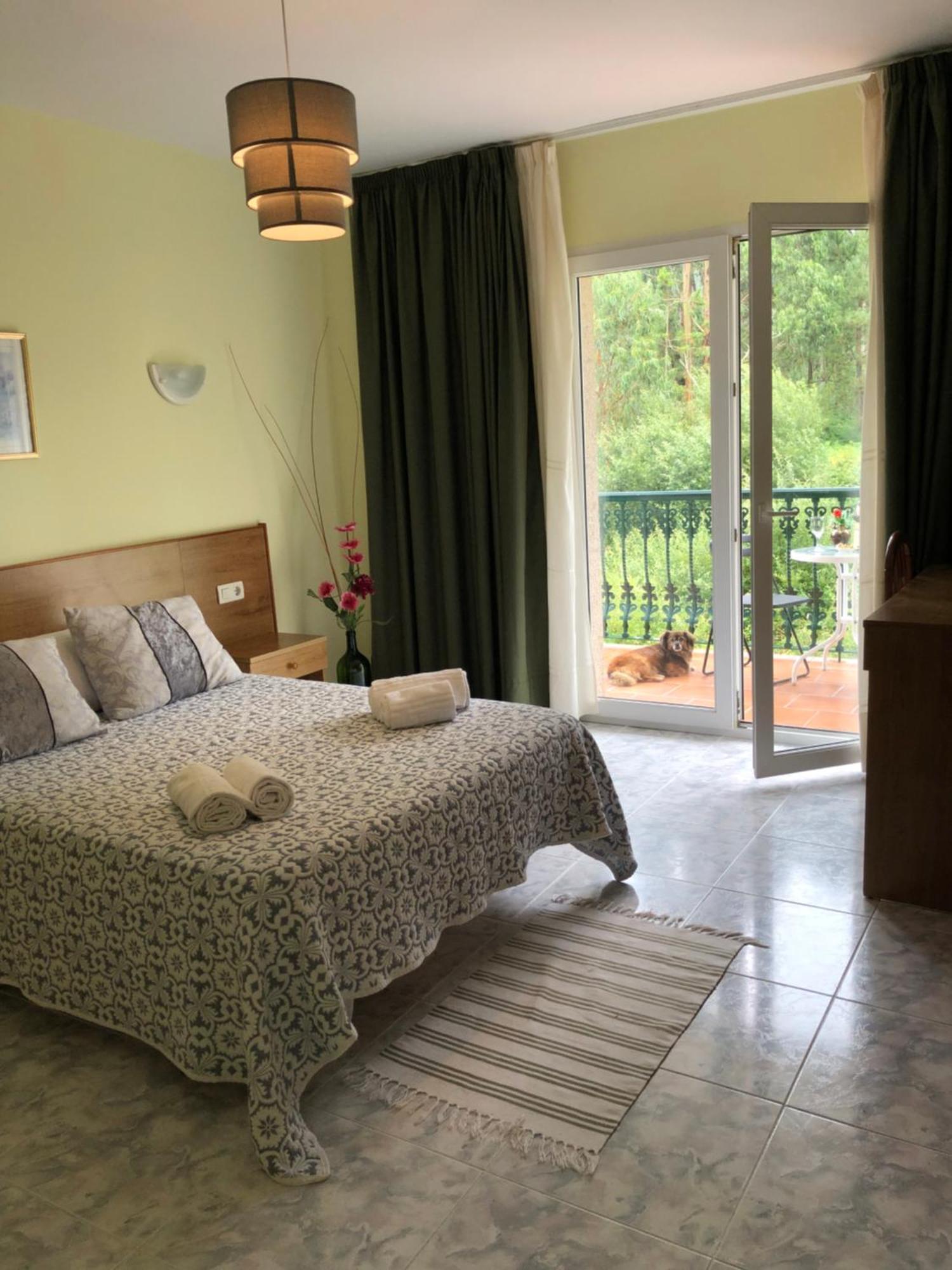 Hotel Campestre Chamuinas Pontevedra Exteriör bild